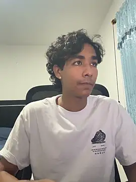 Pedestal diamant online show from March 3, 11:32 pm