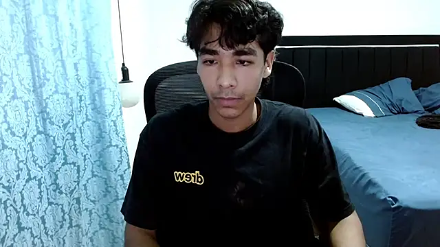 Pedestal diamant online show from March 25, 11:33 pm