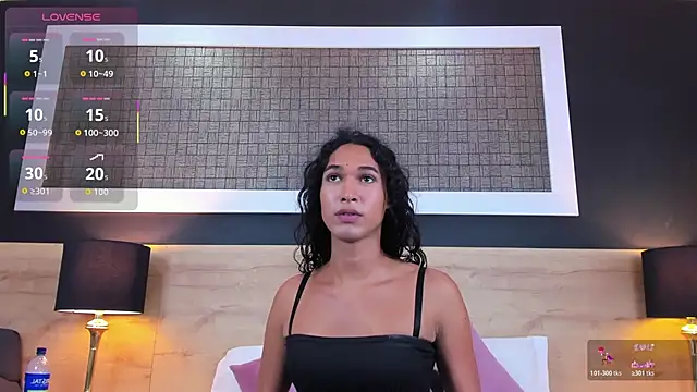 Chloee  Adams online show from May 25, 8:48 pm
