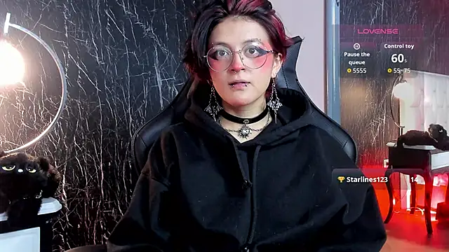 YuuMiko online show from April 4, 12:46 pm