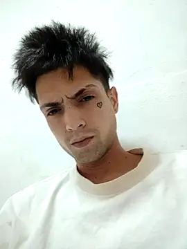 CubanoxxxSex online show from February 14, 12:29 am