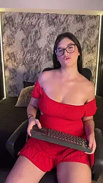 Snapshot of Dahlia-Rose chatting on February 11, 7:52 pm Dahlia-Rose online show from February 11, 7:52 pm