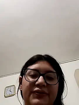 Snapshot of Dahlia-Rose chatting on March 2, 5:08 am Dahlia-Rose online show from March 2, 5:08 am