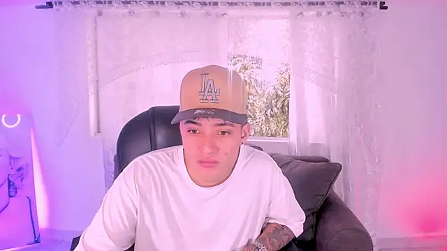 Wesleey-Boy online show from March 30, 8:21 pm