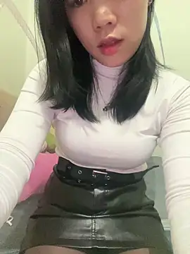 DoliceGirl2k online show from February 18, 3:02 am