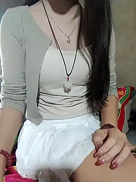 DoliceGirl2k online show from April 9, 12:32 am