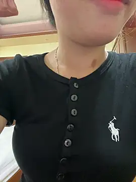 DoliceGirl2k online show from April 18, 2:59 am