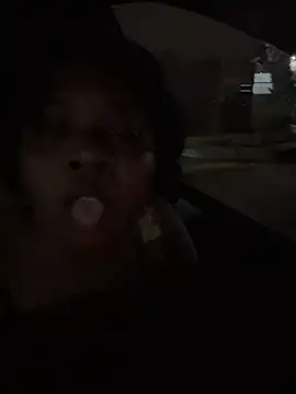 Snapshot of Ebony_Queeen chatting on May 3, 2:39 am Ebony Queeen online show from May 3, 2:39 am