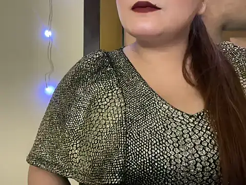 Snapshot of Hersheykaur chatting on February 25, 6:17 pm Hersheykaur online show from February 25, 6:17 pm