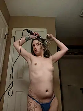 sexyymeli online show from April 11, 11:53 pm