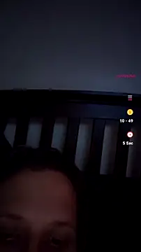 sexyymeli online show from August 9, 11:48 am