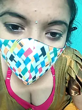 Snapshot of Tamilkannadacouple chatting on February 25, 5:06 am Tamilkannadacouple online show from February 25, 5:06 am