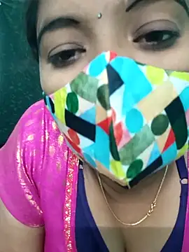 Snapshot of Tamilkannadacouple chatting on February 26, 5:17 am Tamilkannadacouple online show from February 26, 5:17 am