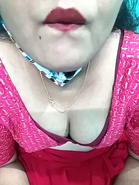 Snapshot of Tamilkannadacouple chatting on March 1, 4:31 pm Tamilkannadacouple online show from March 1, 4:31 pm