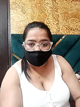 GangbangCouple online show from March 3, 9:26 am