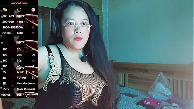 vivi523 online show from April 7, 2:56 am