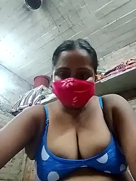 Snapshot of Puja_9999 chatting on July 10, 5:48 pm Puja 9999 online show from July 10, 5:48 pm