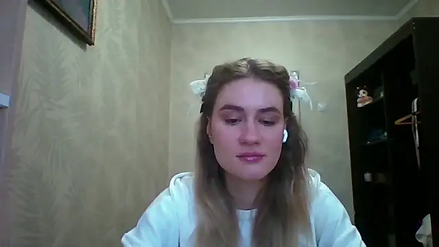 Snapshot of DeanneGilcher chatting on February 26, 9:30 am DeanneGilcher online show from February 26, 9:30 am