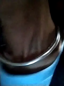 Snapshot of sen1199 chatting on February 12, 10:27 pm sen1199 online show from February 12, 10:27 pm