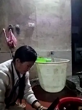 Snapshot of sen1199 chatting on February 14, 11:01 pm sen1199 online show from February 14, 11:01 pm