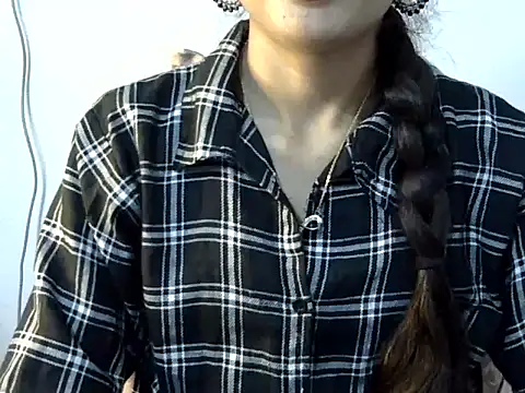 Mehaak  online show from March 11, 4:46 pm