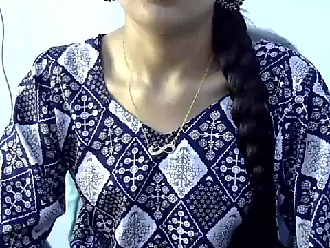 Mehaak  online show from April 1, 7:31 am