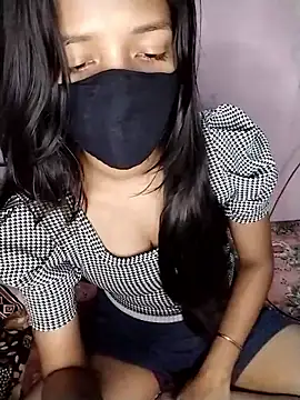 Naina-hott online show from February 24, 6:39 pm