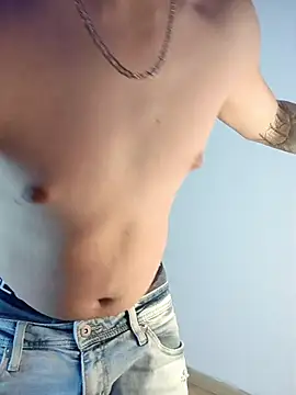 Emmanuel Lust online show from February 13, 1:07 pm