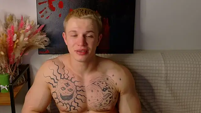 SterlingNoir online show from February 19, 10:39 pm