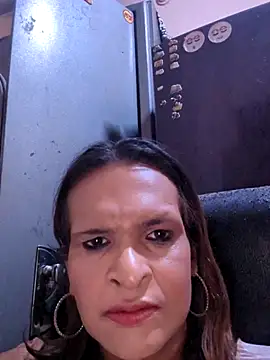 Snapshot of nikitalicious_ chatting on February 28, 10:22 pm nikitalicious online show from February 28, 10:22 pm