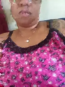 Snapshot of Mineirasafada2026 chatting on February 23, 5:10 pm Mineirasafada2026 online show from February 23, 5:10 pm