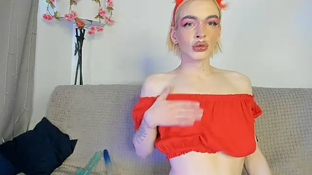 Snapshot of DeepSignal chatting on February 24, 6:22 am DeepSignal online show from February 24, 6:22 am