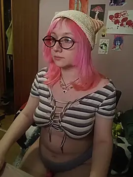 Snapshot of PinkyDavi chatting on February 21, 8:21 pm PinkyDavi online show from February 21, 8:21 pm