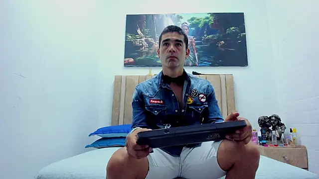 Fausto Storm online show from April 7, 8:20 pm