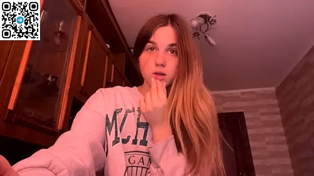 LovelySilk 63 online show from March 18, 6:49 am