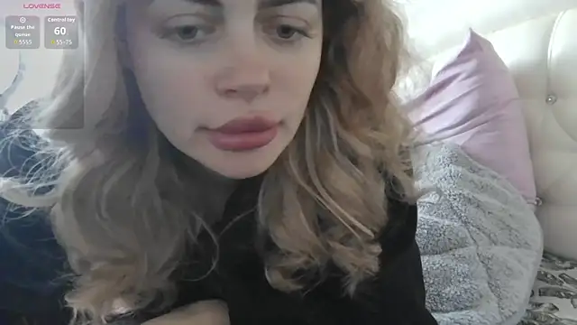 ShamlesssAdell online show from March 21, 8:19 am