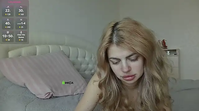 ShamlesssAdell online show from April 2, 6:00 am