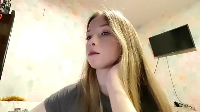 Snapshot of TiaBIanks chatting on February 24, 1:53 pm TiaBIanks online show from February 24, 1:53 pm