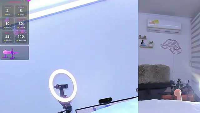 lana  kane   online show from March 26, 9:37 am