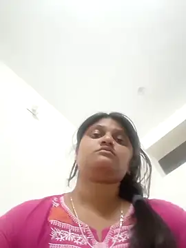 Snapshot of Fantasy_Queen94 chatting on February 12, 1:50 pm Fantasy Queen94 online show from February 12, 1:50 pm