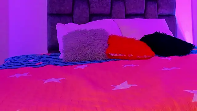 Snapshot of Madison_Rosee chatting on February 28, 11:44 am Madison Rosee online show from February 28, 11:44 am