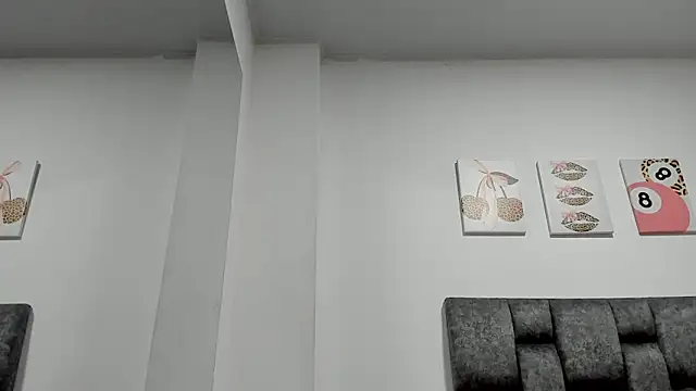 Madison Rosee online show from April 15, 12:17 am