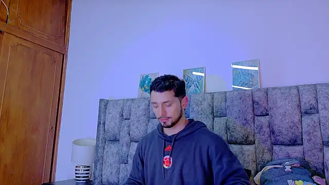 Snapshot of NICK_MOSS_ chatting on February 27, 11:10 am NICK MOSS online show from February 27, 11:10 am