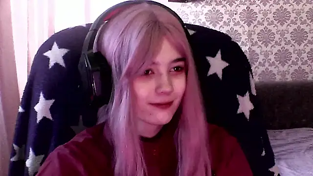 Snapshot of Angels_corner chatting on February 8, 5:44 am Angels corner online show from February 8, 5:44 am