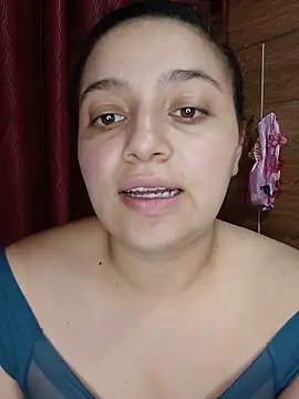 Snapshot of MajoArias chatting on June 2, 2:02 am MajoArias online show from June 2, 2:02 am