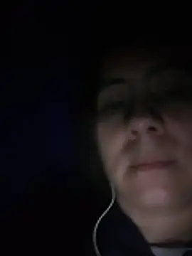 Snapshot of Sophie_Tyler chatting on May 23, 5:12 am Sophie Tyler online show from May 23, 5:12 am