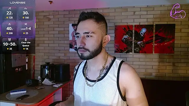 Snapshot of dave_wolf7 chatting on February 10, 12:31 pm dave wolf7 online show from February 10, 12:31 pm