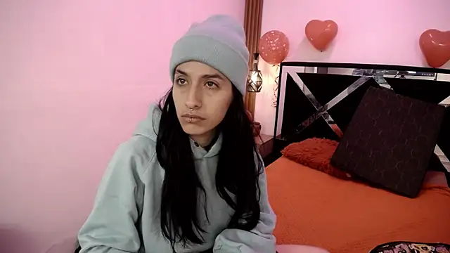 Snapshot of FRANCESCA_LOVE_ chatting on February 19, 12:56 pm FRANCESCA LOVE online show from February 19, 12:56 pm