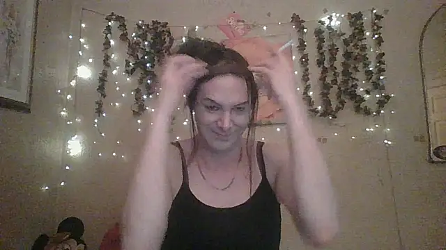 sillymillie4 online show from April 21, 12:23 am