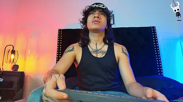 Axell Kussh online show from February 19, 12:45 pm